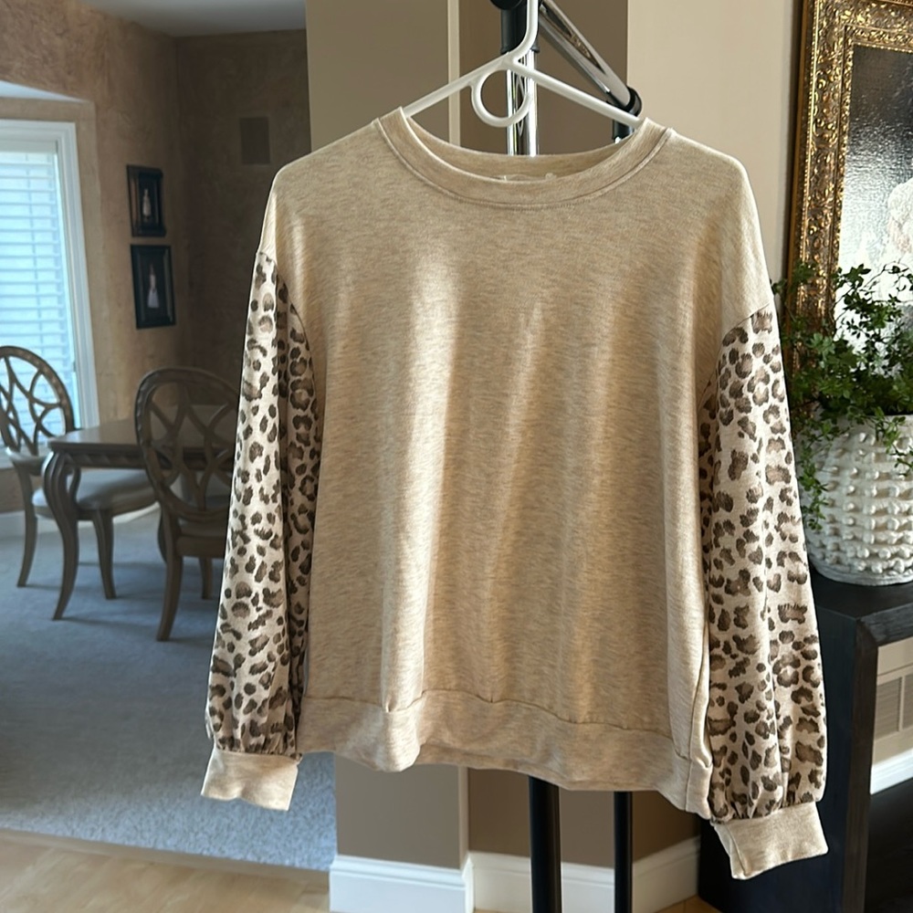 LUSH Tan & Cheetah Print Top